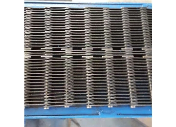 拐彎轉(zhuǎn)向輸瓶機傳送帶玻璃機械設(shè)備