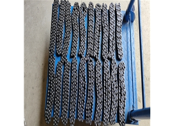 寧津縣榮達(dá)機械齒形鏈條大量現(xiàn)貨節(jié)距12.7外導(dǎo)13片傳動靜音鏈條